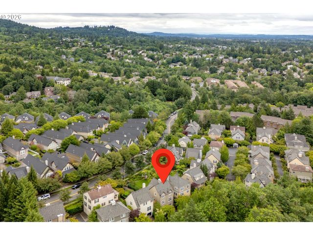 2314 Nw EDGEWOOD Pl 38, Portland, OR 97229