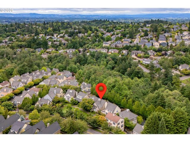 2314 Nw EDGEWOOD Pl 38, Portland, OR 97229