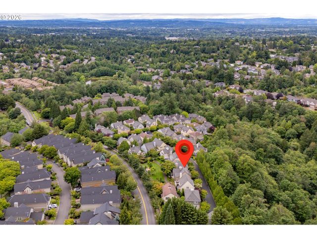 2314 Nw EDGEWOOD Pl 38, Portland, OR 97229
