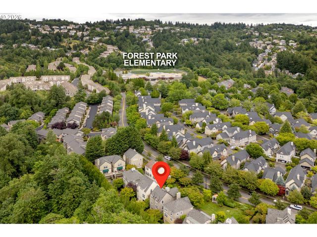 2314 Nw EDGEWOOD Pl 38, Portland, OR 97229