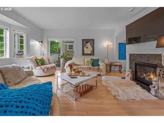 2314 Nw EDGEWOOD Pl 38, Portland, OR 97229