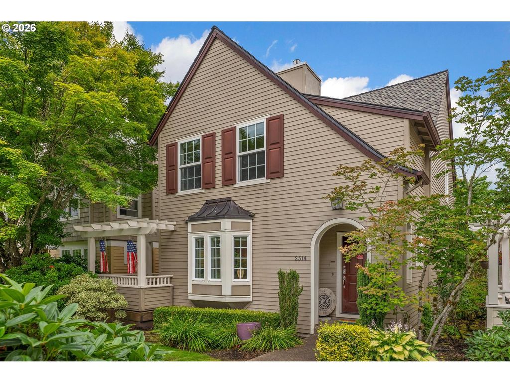 2314 Nw EDGEWOOD Pl 38, Portland, OR 97229