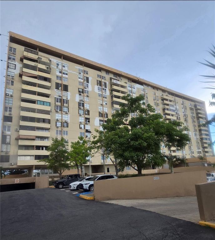 . CALLE ANDALUCIA 517, Carolina, PR 00983