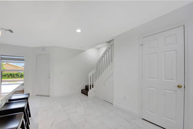 3871 Patio Court 1, Palm Springs, FL 33461