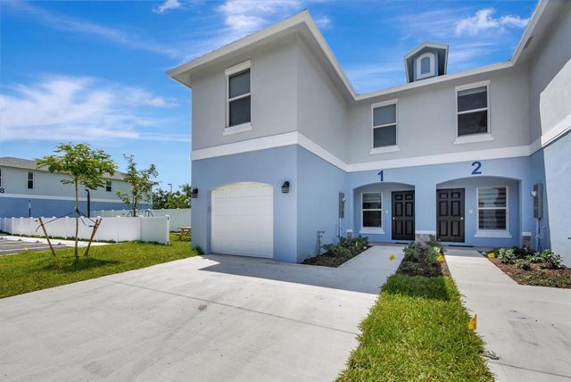 3871 Patio Court 1, Palm Springs, FL 33461