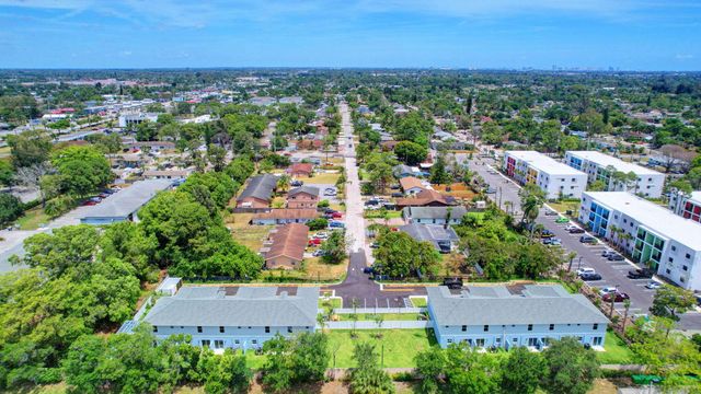 3871 Patio Court 1, Palm Springs, FL 33461