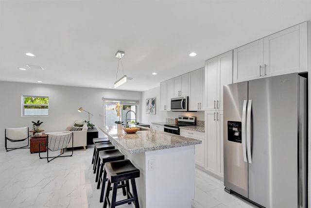 3871 Patio Court 1, Palm Springs, FL 33461