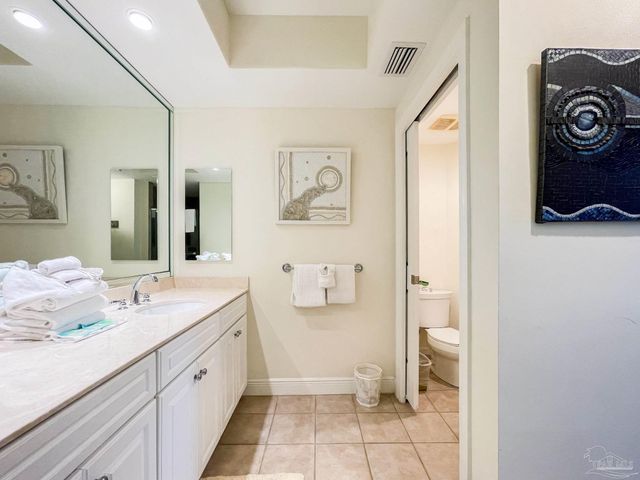 612 Lost Key Dr 604B, Pensacola, FL 32507