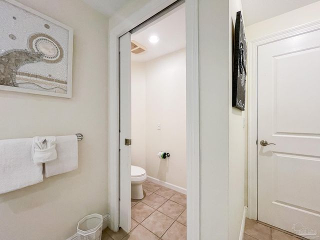 612 Lost Key Dr 604B, Pensacola, FL 32507