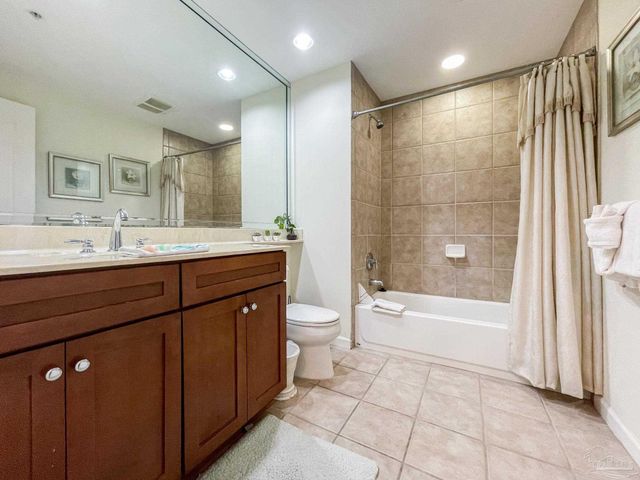 612 Lost Key Dr 604B, Pensacola, FL 32507