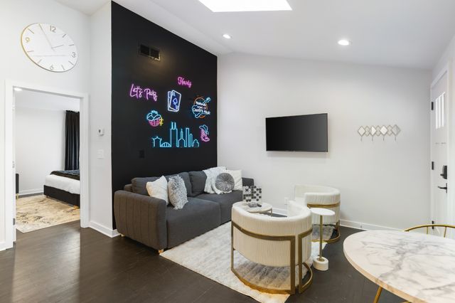 1222 Gallatin Ave, Nashville, TN 37206