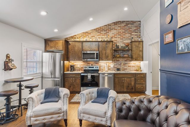 1222 Gallatin Ave, Nashville, TN 37206
