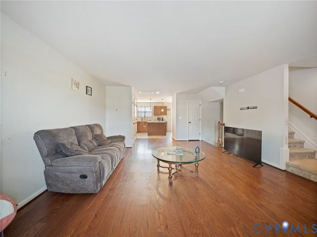 7306 Statesman Blvd, Bowling Green, VA 22546