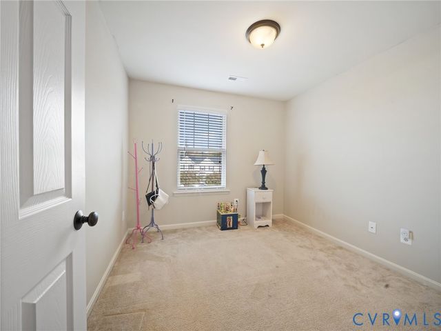 7306 Statesman Blvd, Bowling Green, VA 22546