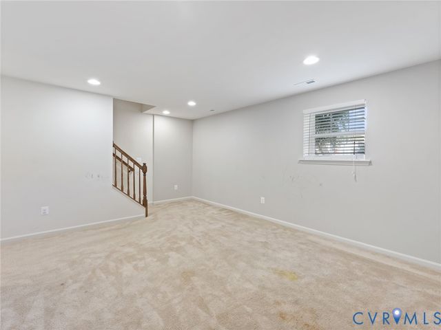 7306 Statesman Blvd, Bowling Green, VA 22546