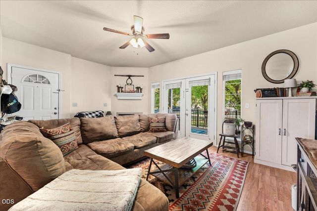 125 N 6th Street, Central Point, OR 97502