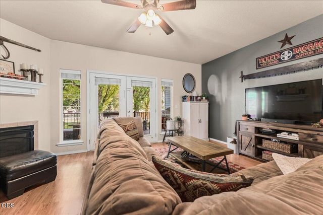 125 N 6th Street, Central Point, OR 97502