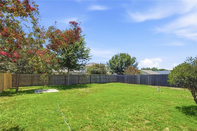 209 Rinehardt ST, Hutto, TX 78634