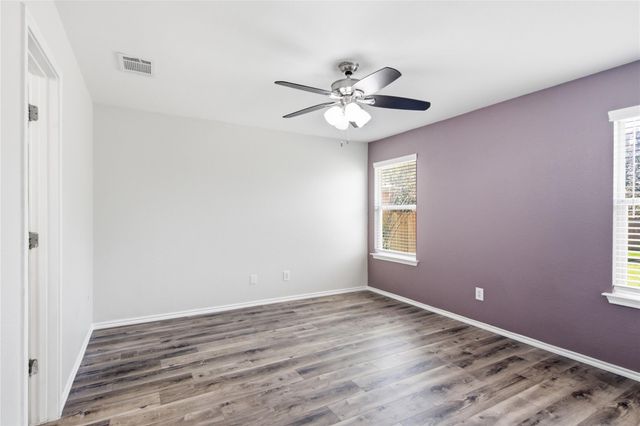 209 Rinehardt ST, Hutto, TX 78634