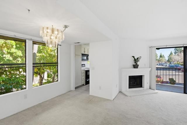 12250 Corte Sabio 2210, San Diego, CA 92128