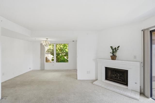 12250 Corte Sabio 2210, San Diego, CA 92128