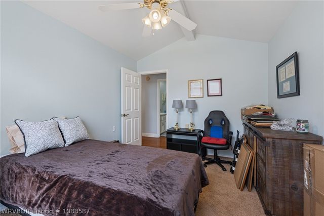 1906 Barrington Drive, Lavaca, AR 72941