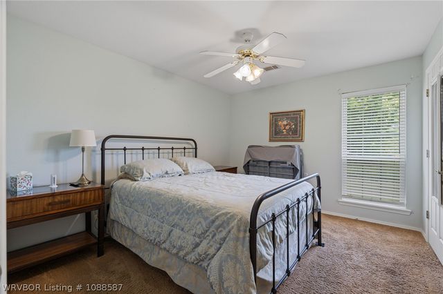 1906 Barrington Drive, Lavaca, AR 72941