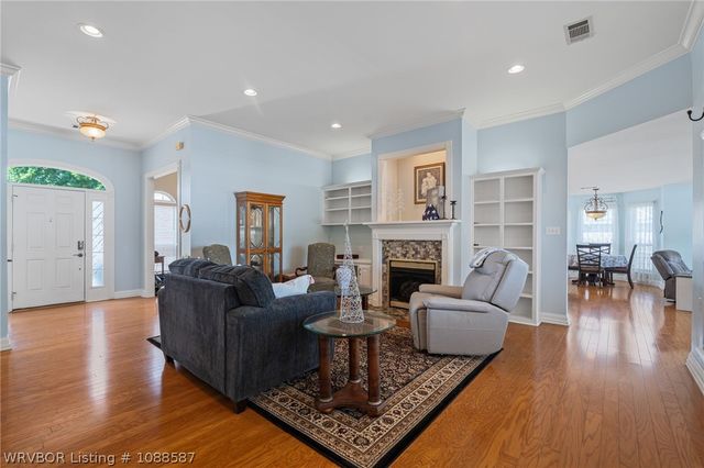 1906 Barrington Drive, Lavaca, AR 72941