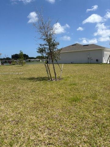 103 Pummelo Pl, Fort Pierce, FL 34981