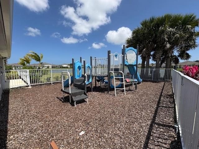 103 Pummelo Pl, Fort Pierce, FL 34981