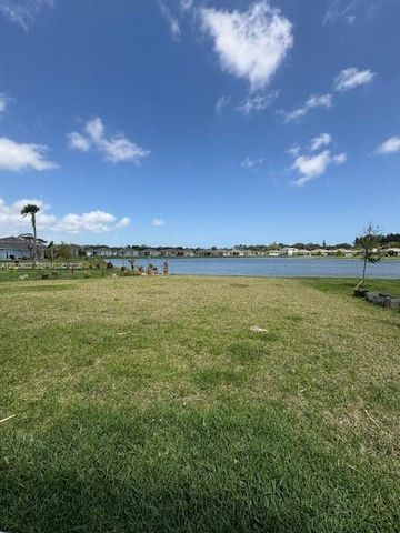 103 Pummelo Pl, Fort Pierce, FL 34981