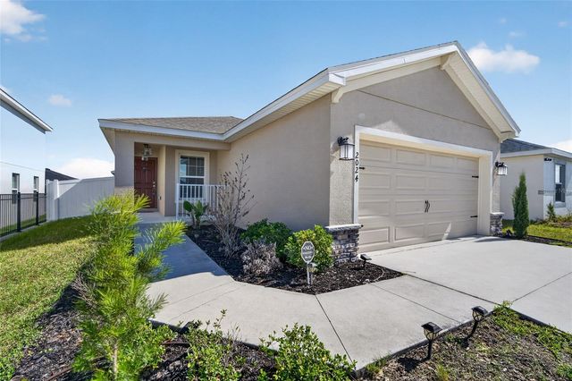 2024 NOBLE DRIVE, Davenport, FL 33837