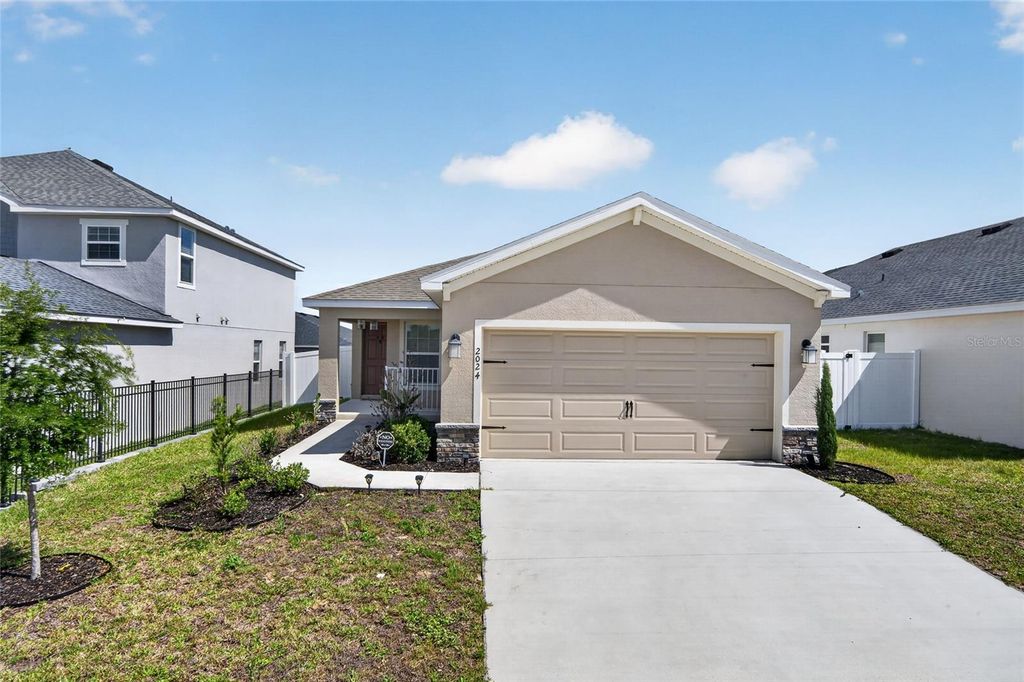 2024 NOBLE DRIVE, Davenport, FL 33837