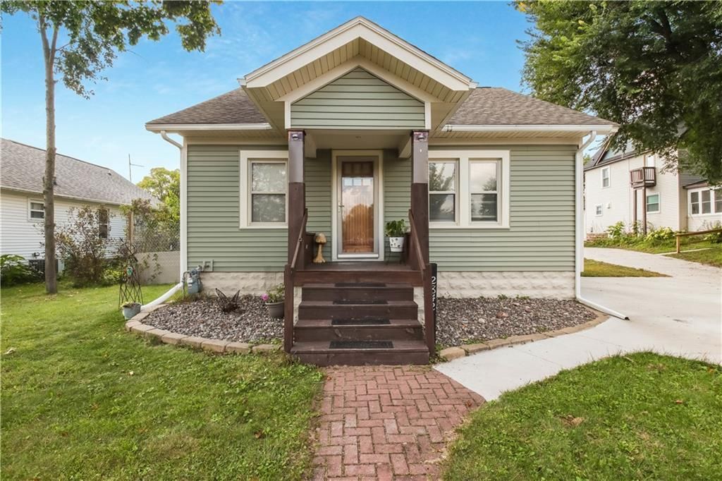 2842 4th Street, Eau Claire, WI 54703