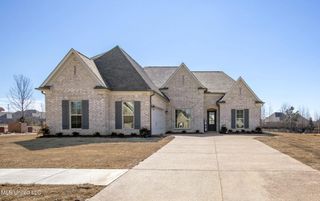 1716 Ryker Road, Southaven, MS 38672