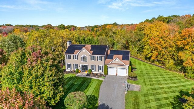 17 Sassafras, Rehoboth, MA 02769