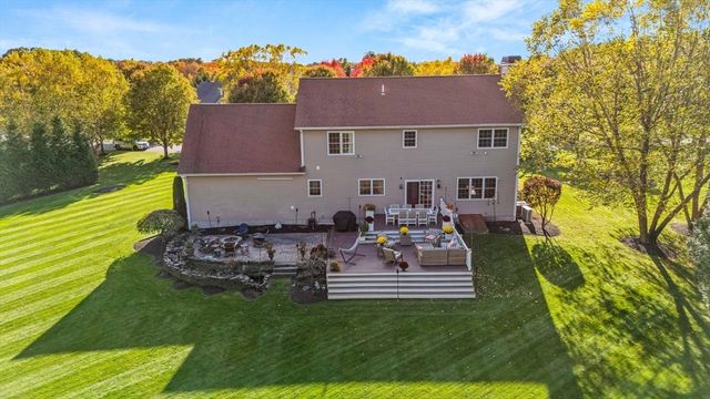 17 Sassafras, Rehoboth, MA 02769