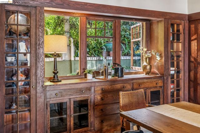 456 Stow Ave, Oakland, CA 94606