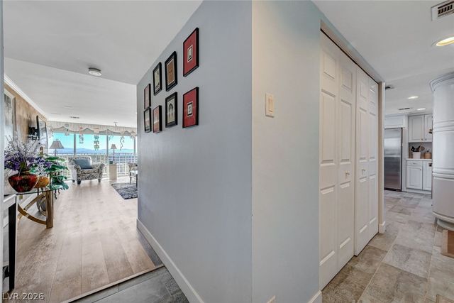 3111 Bel Air Drive 10H, Las Vegas, NV 89109