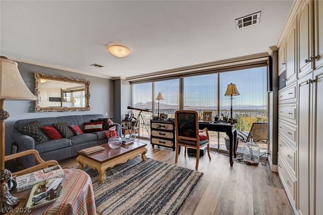 3111 Bel Air Drive 10H, Las Vegas, NV 89109