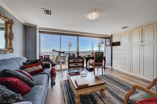 3111 Bel Air Drive 10H, Las Vegas, NV 89109