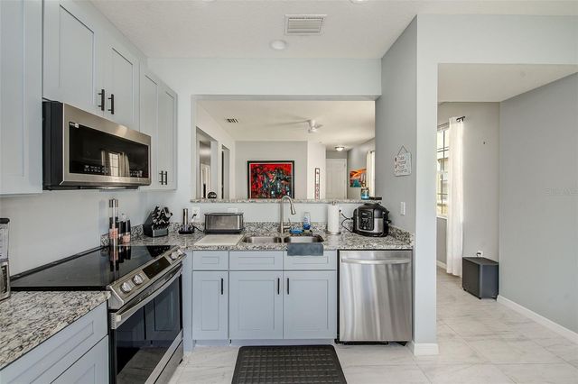 12136 TREE HAVEN AVENUE, Gibsonton, FL 33534