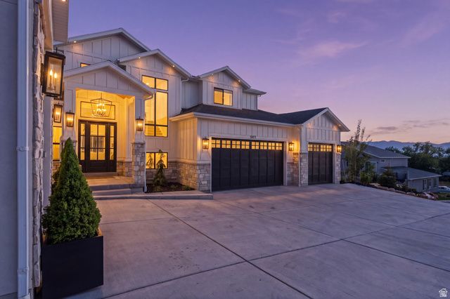 9577 S HIDDEN PINE LN, Sandy, UT 84092