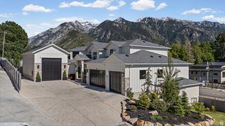 9577 S HIDDEN PINE LN, Sandy, UT 84092