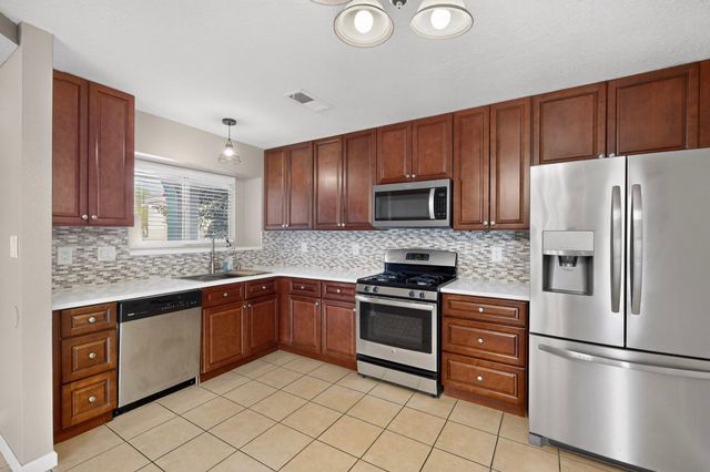1598 Perma Drive NE, Rio Rancho, NM 87144