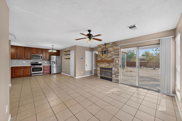 1598 Perma Drive NE, Rio Rancho, NM 87144