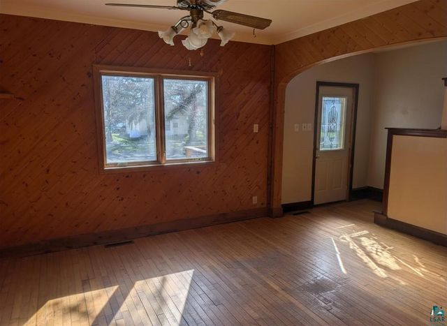3713 3rd St, Superior, WI 54880