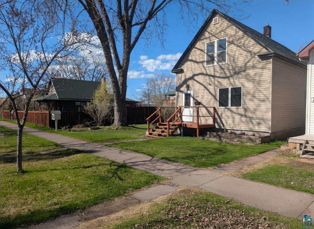3713 3rd St, Superior, WI 54880