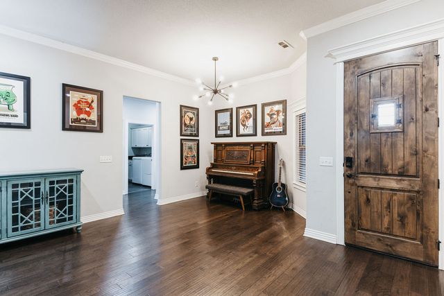438 N Reeds Bridge Drive, Fayetteville, AR 72704