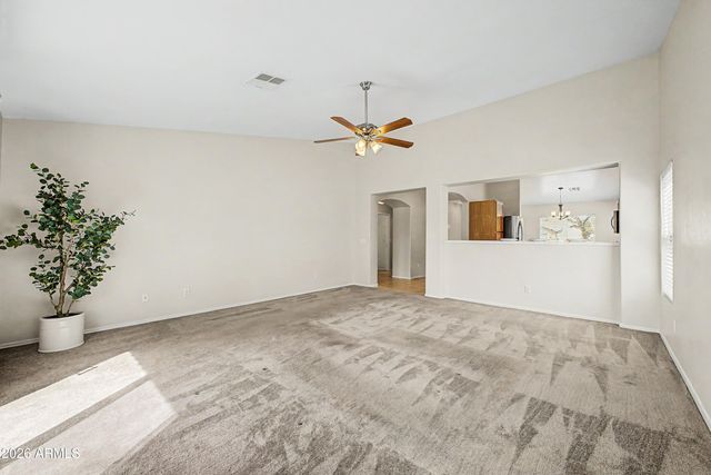 6233 W Encinas Lane, Phoenix, AZ 85043